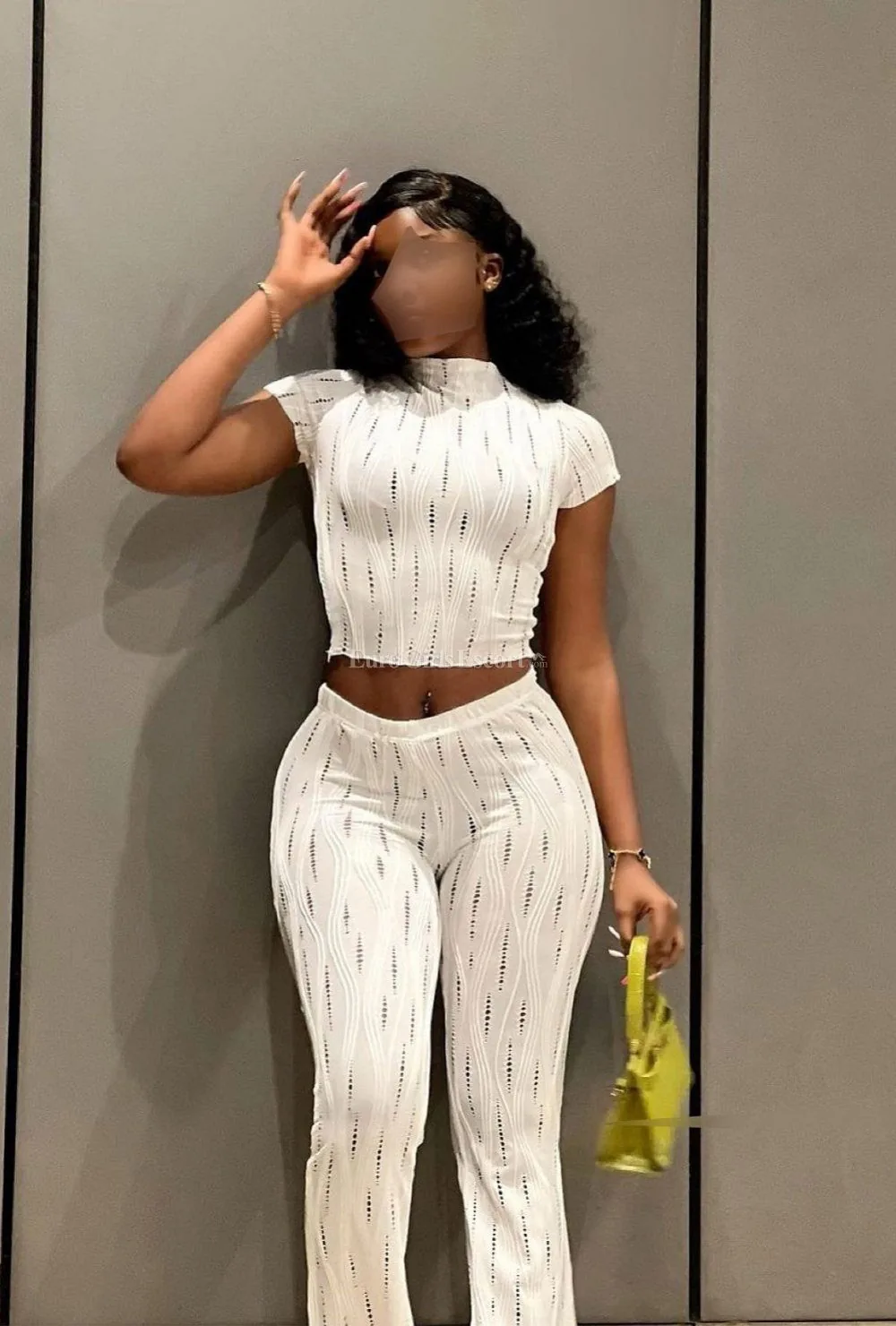 Zuri escort Wolverhampton