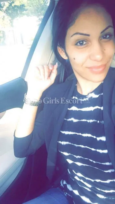 Razqeeberry escort Wolverhampton